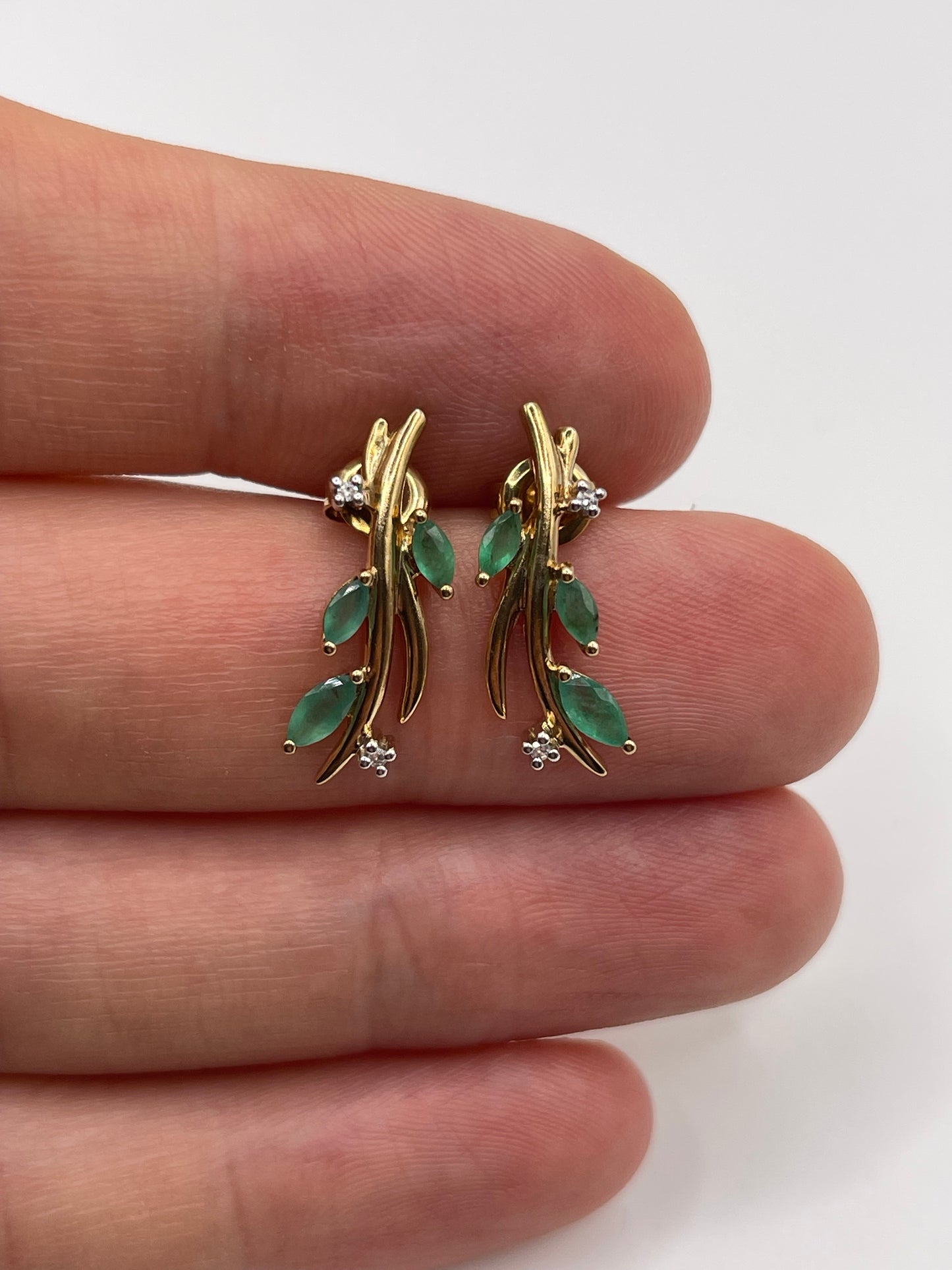 9ct gold emerald and diamond earrings