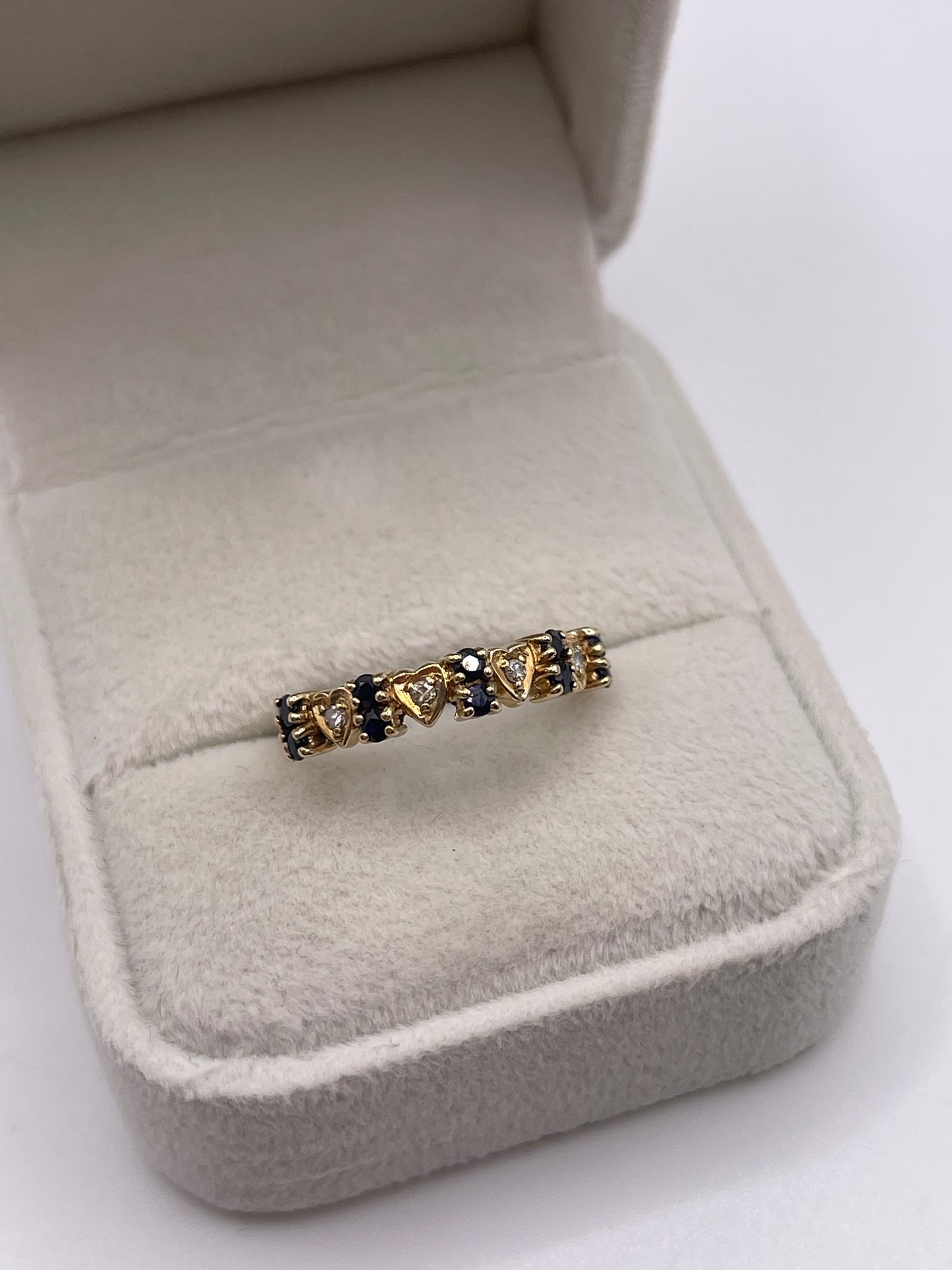 9ct gold sapphire and diamond ring