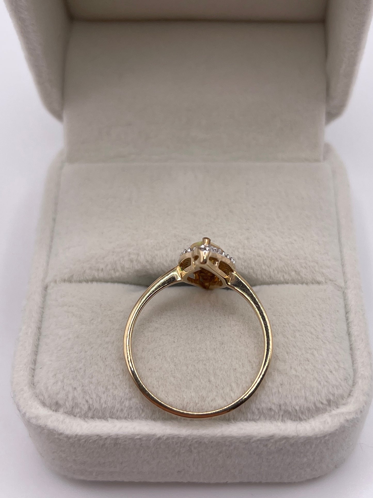 9ct gold opal and zircon ring