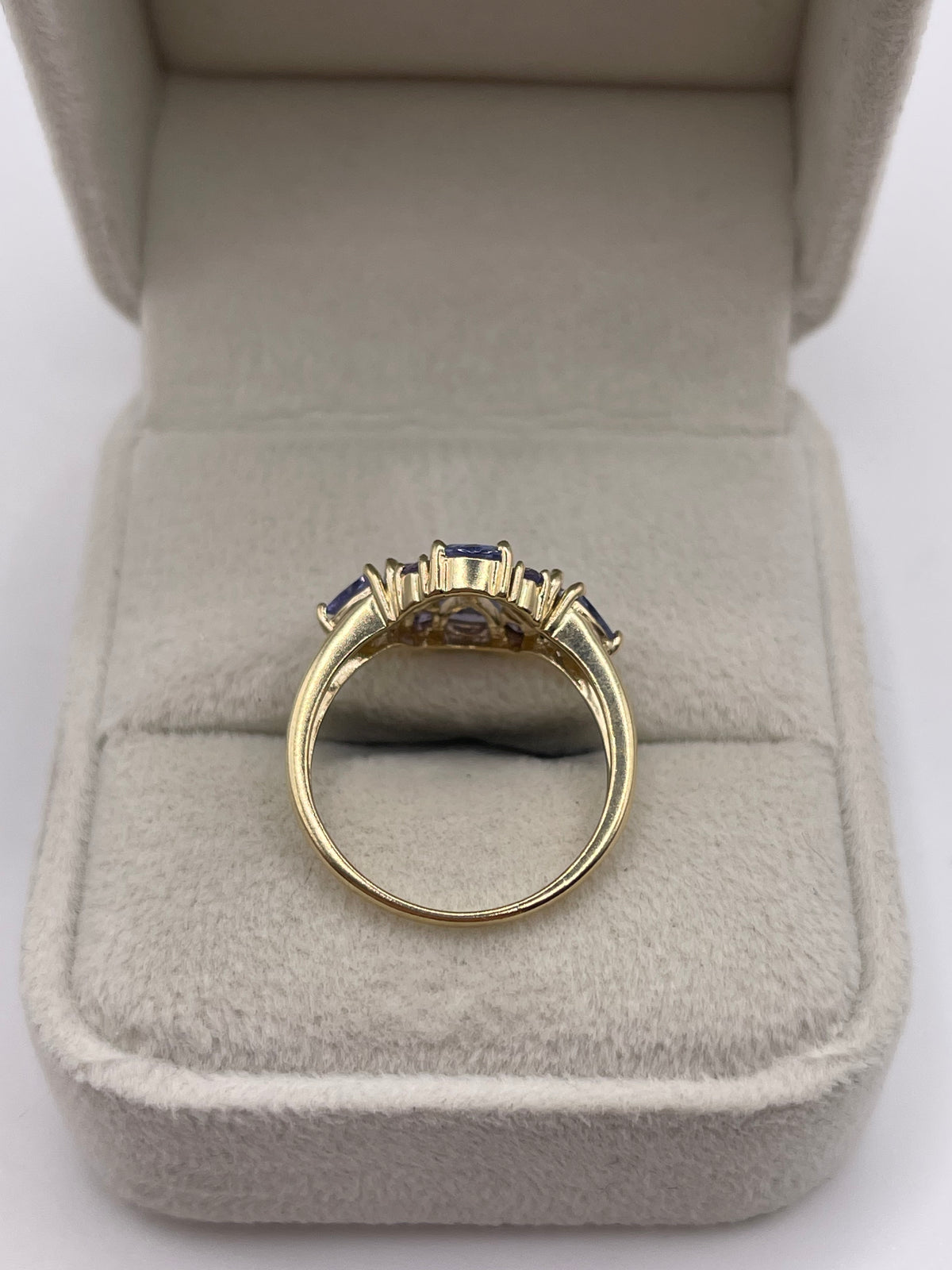 9ct gold tanzanite cluster ring