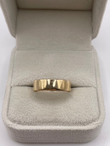 9ct gold band