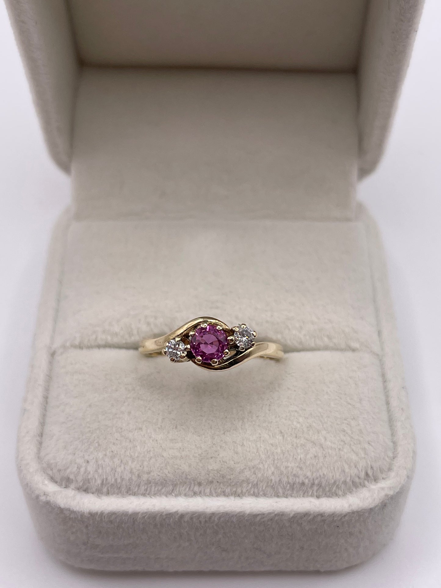 9ct gold ruby and diamond ring