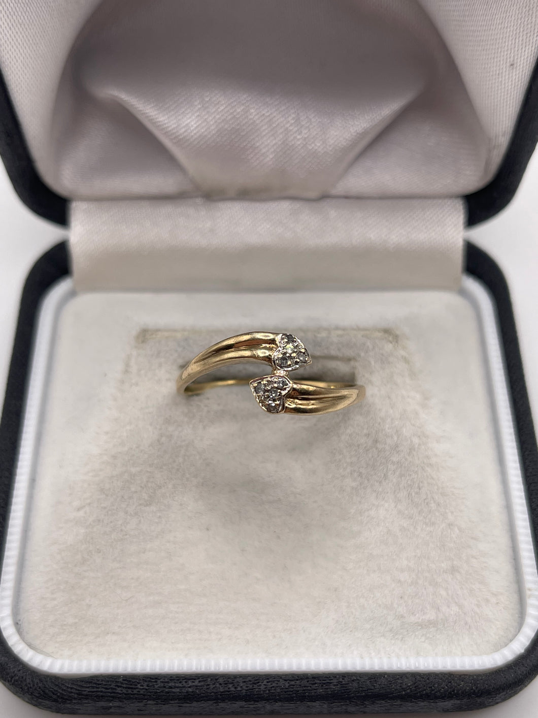 9ct gold diamond ring