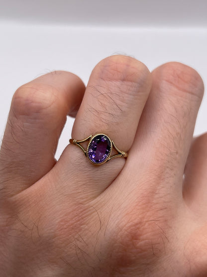 9ct gold amethyst ring