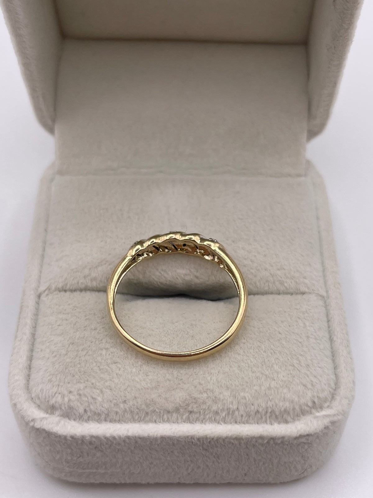 9ct gold diamond croissant ring