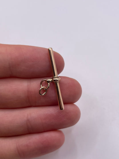 9ct rose gold t bar pendant