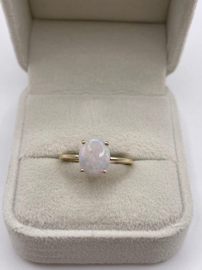 9ct gold opal ring