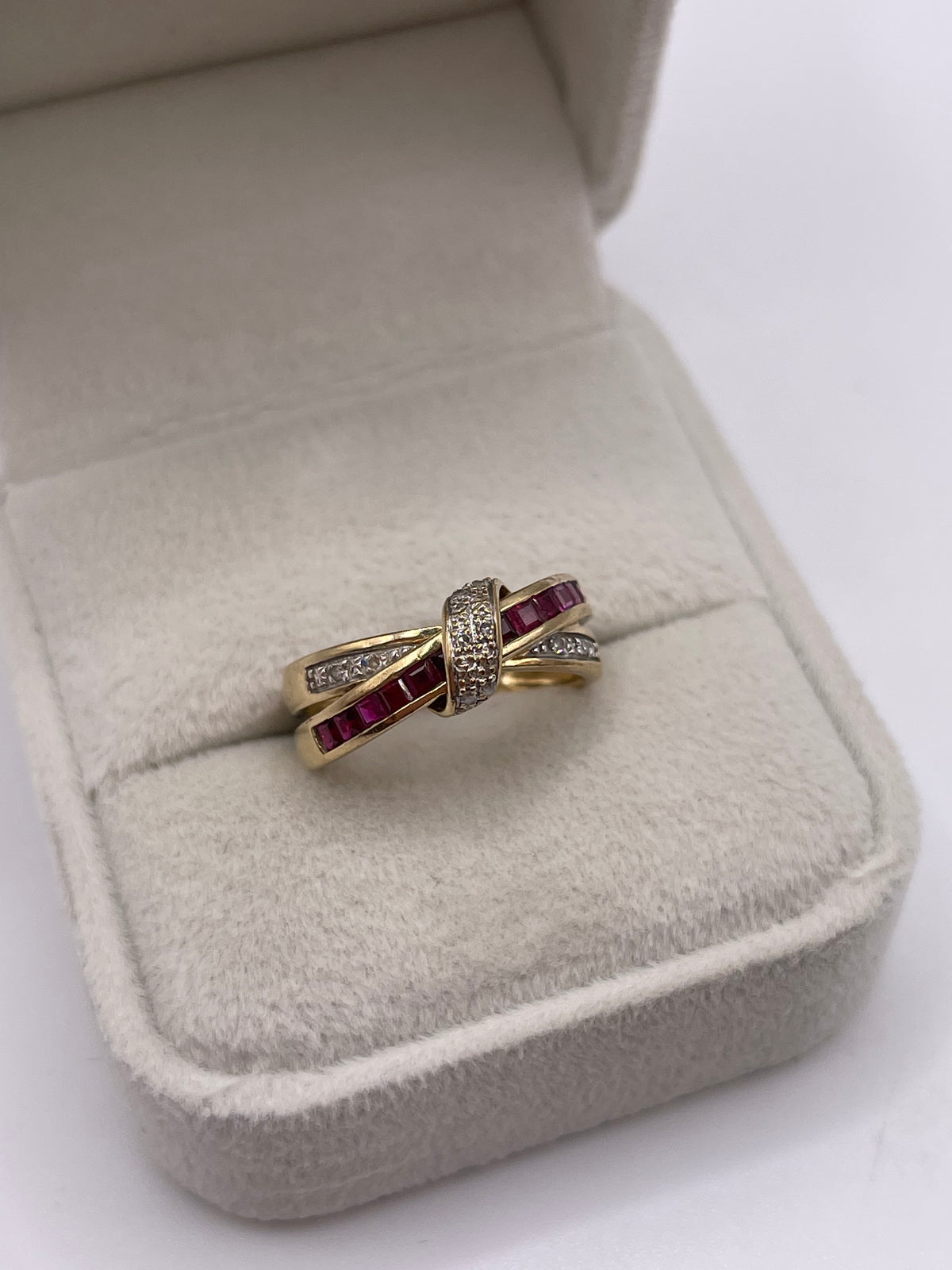 9ct gold ruby and diamond ring