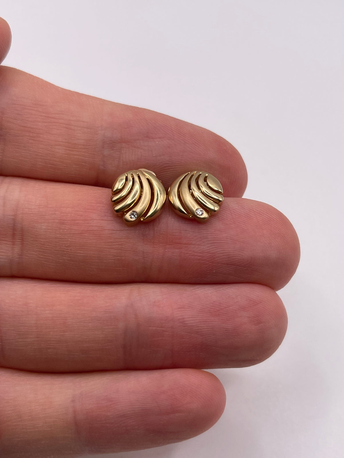 14ct gold diamond earrings