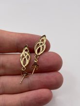 Load image into Gallery viewer, 9ct gold Celtic earrings
