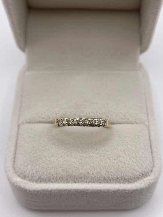 9ct gold diamond ring