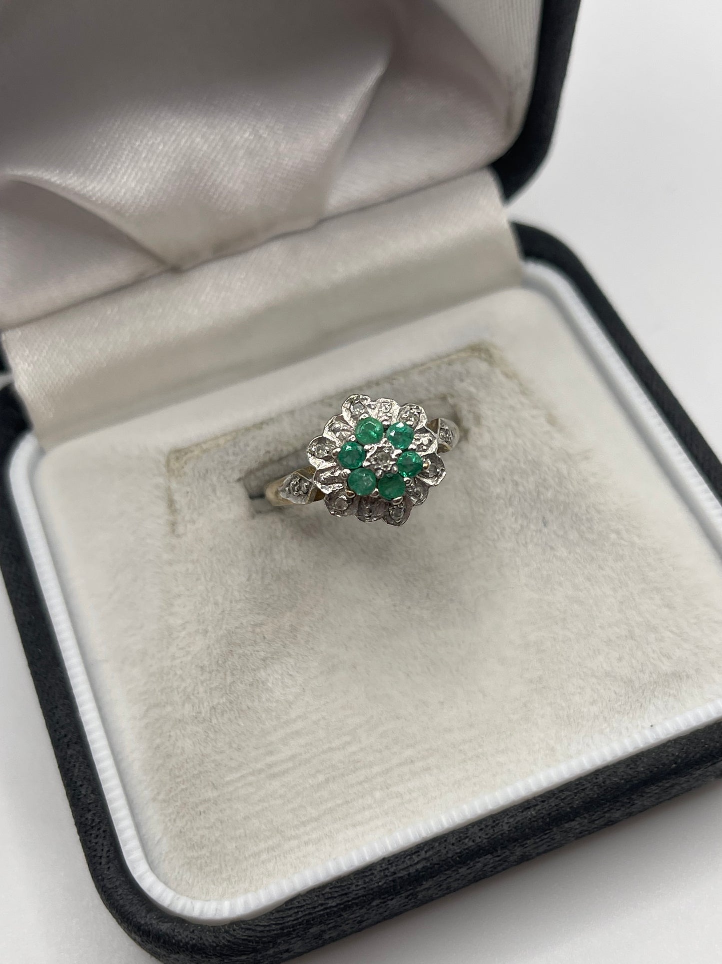9ct gold emerald and diamond ring