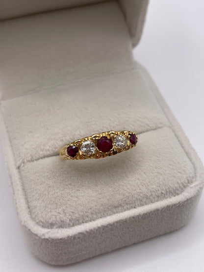 18ct gold ruby and diamond ring