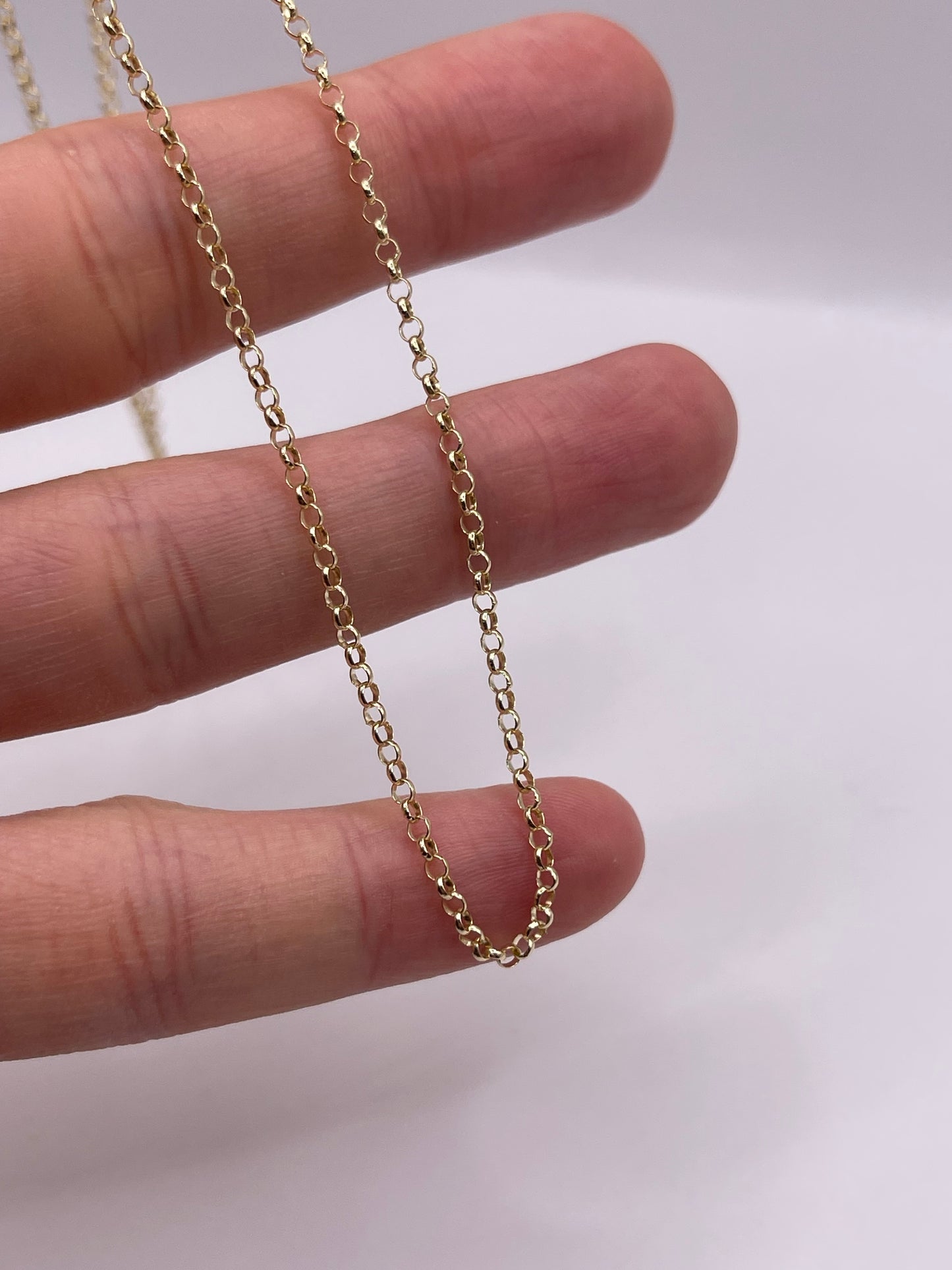 9ct gold chain 372