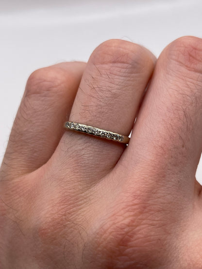 18ct white gold diamond ring