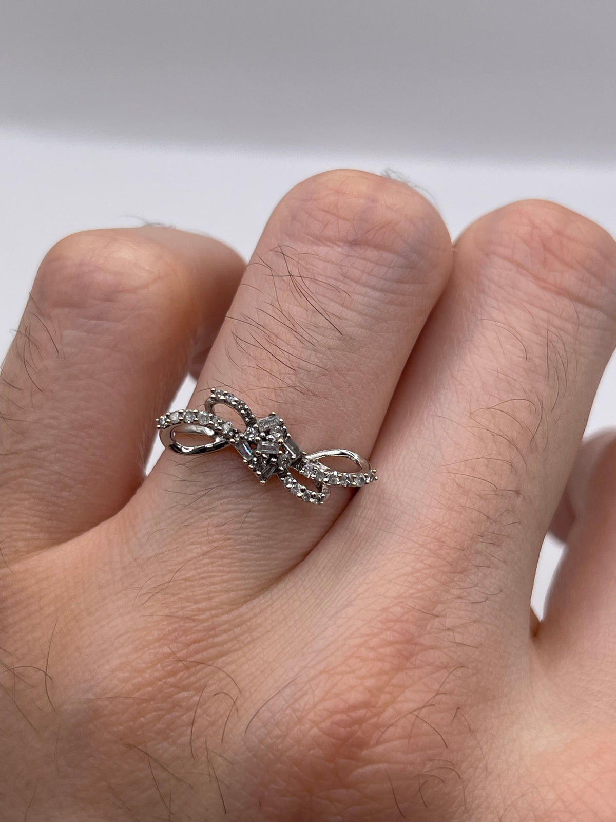 9ct white gold diamond cluster ring