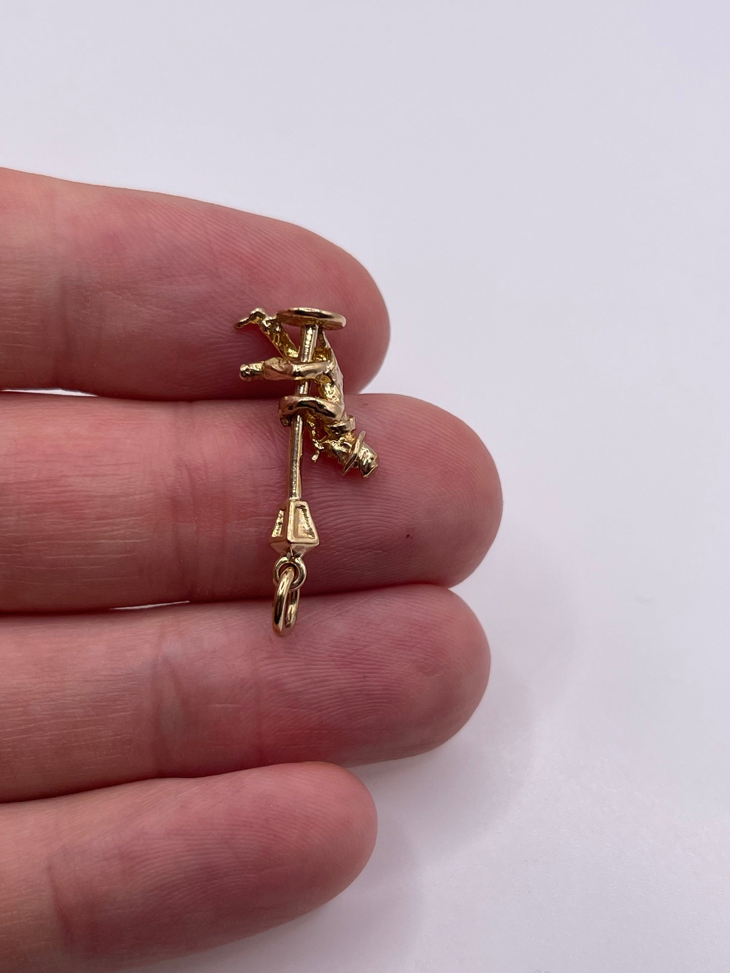 9ct gold drunken man charm