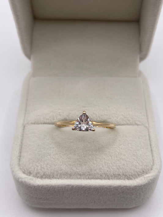 9ct gold pale morganite ring