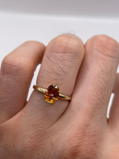 9ct gold topaz ring