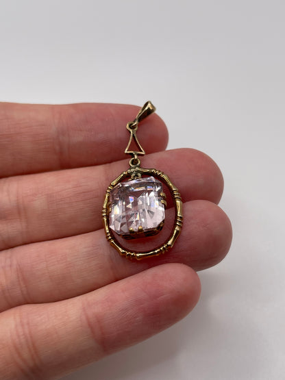14ct gold pale amethyst pendant