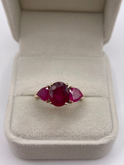 9ct gold ruby ring