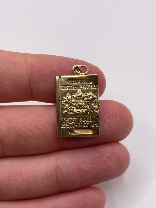 Heavy 9ct gold passport charm