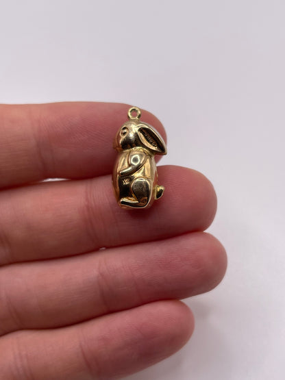 9ct gold rabbit charm
