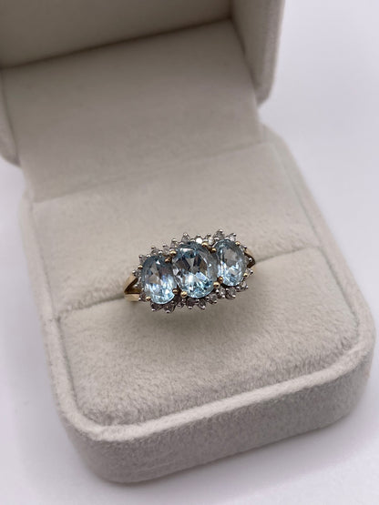 9ct gold blue topaz and diamond ring