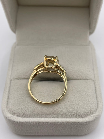 9ct gold quartz and diamond ring