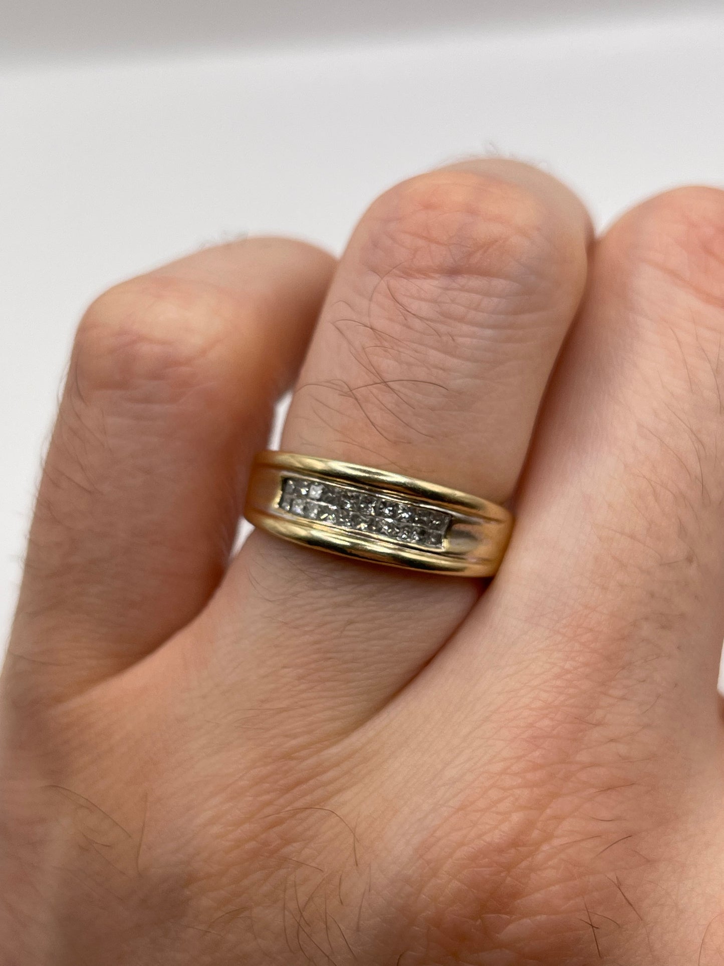 9ct gold diamond cluster ring