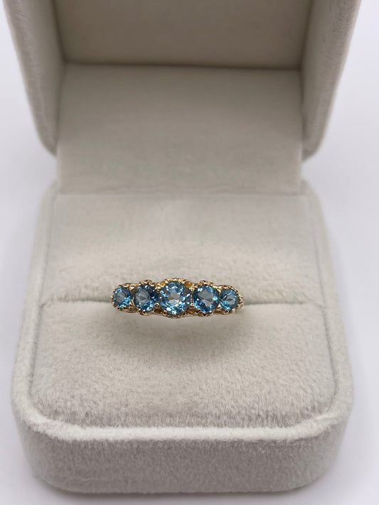 9ct gold blue topaz ring