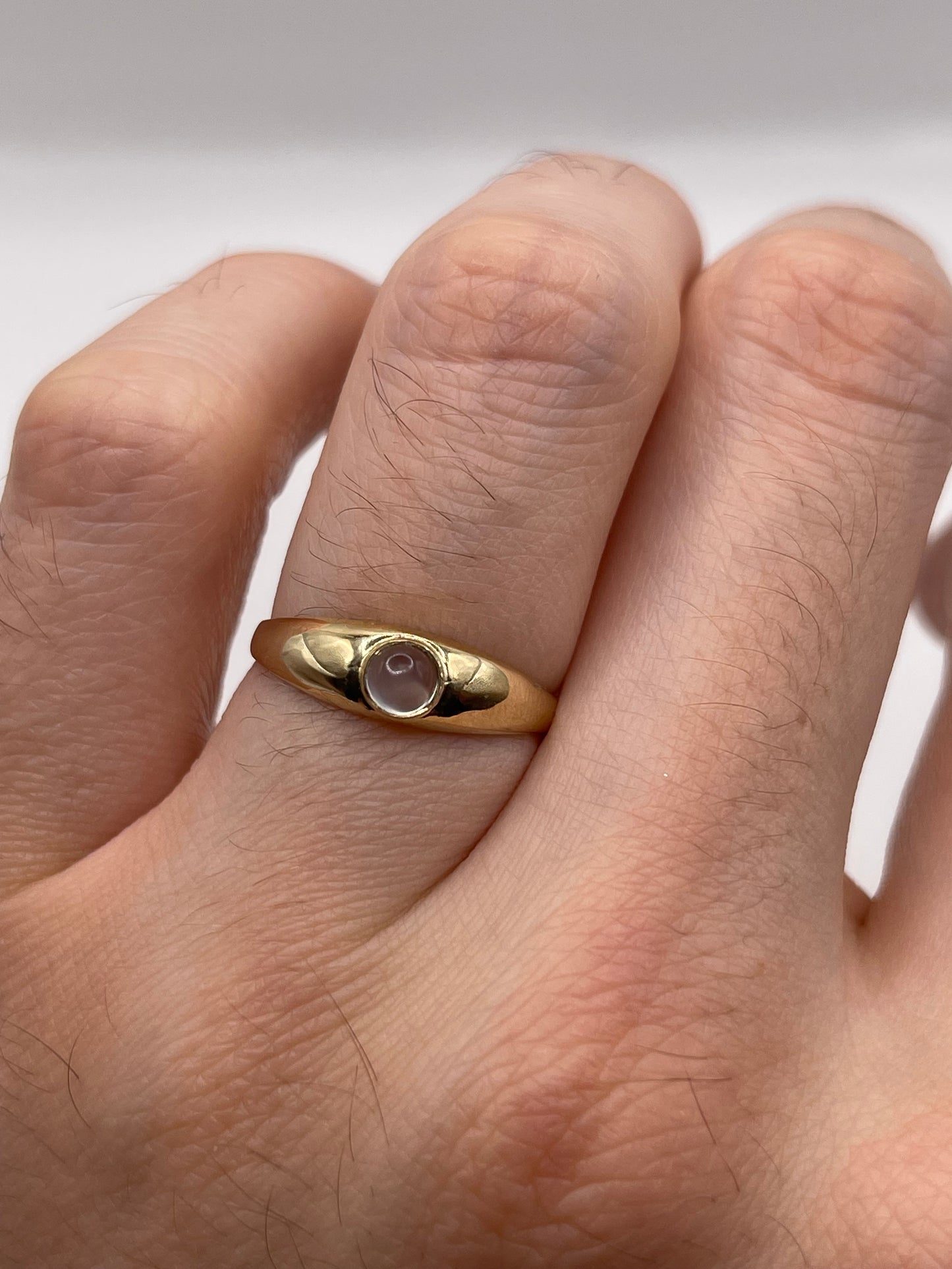 9ct gold moonstone gypsy ring