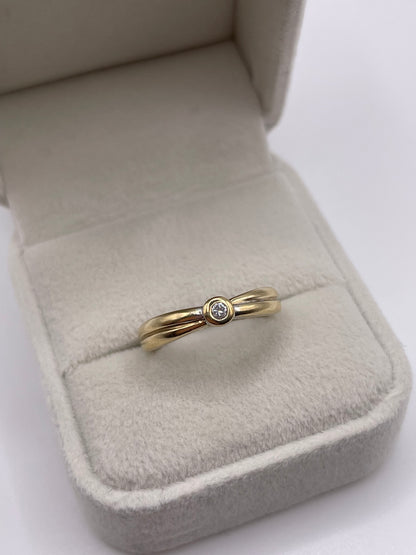 9ct gold diamond ring