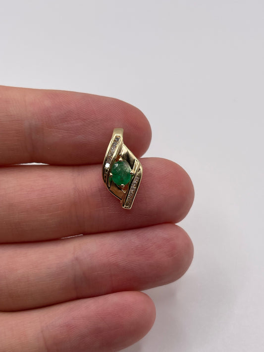 9ct gold emerald and diamond pendant