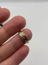 Load image into Gallery viewer, 9ct tri gold ring
