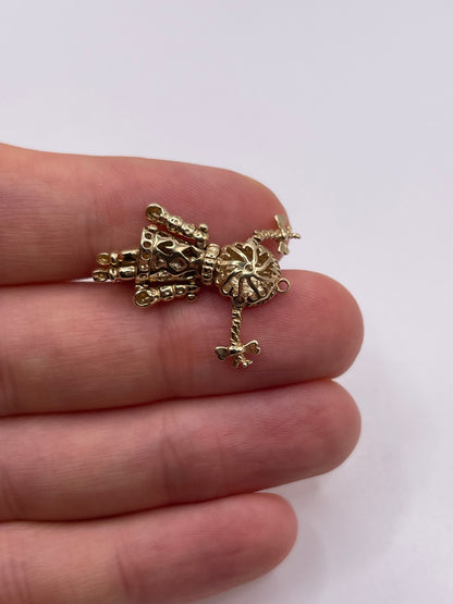 9ct gold doll pendant