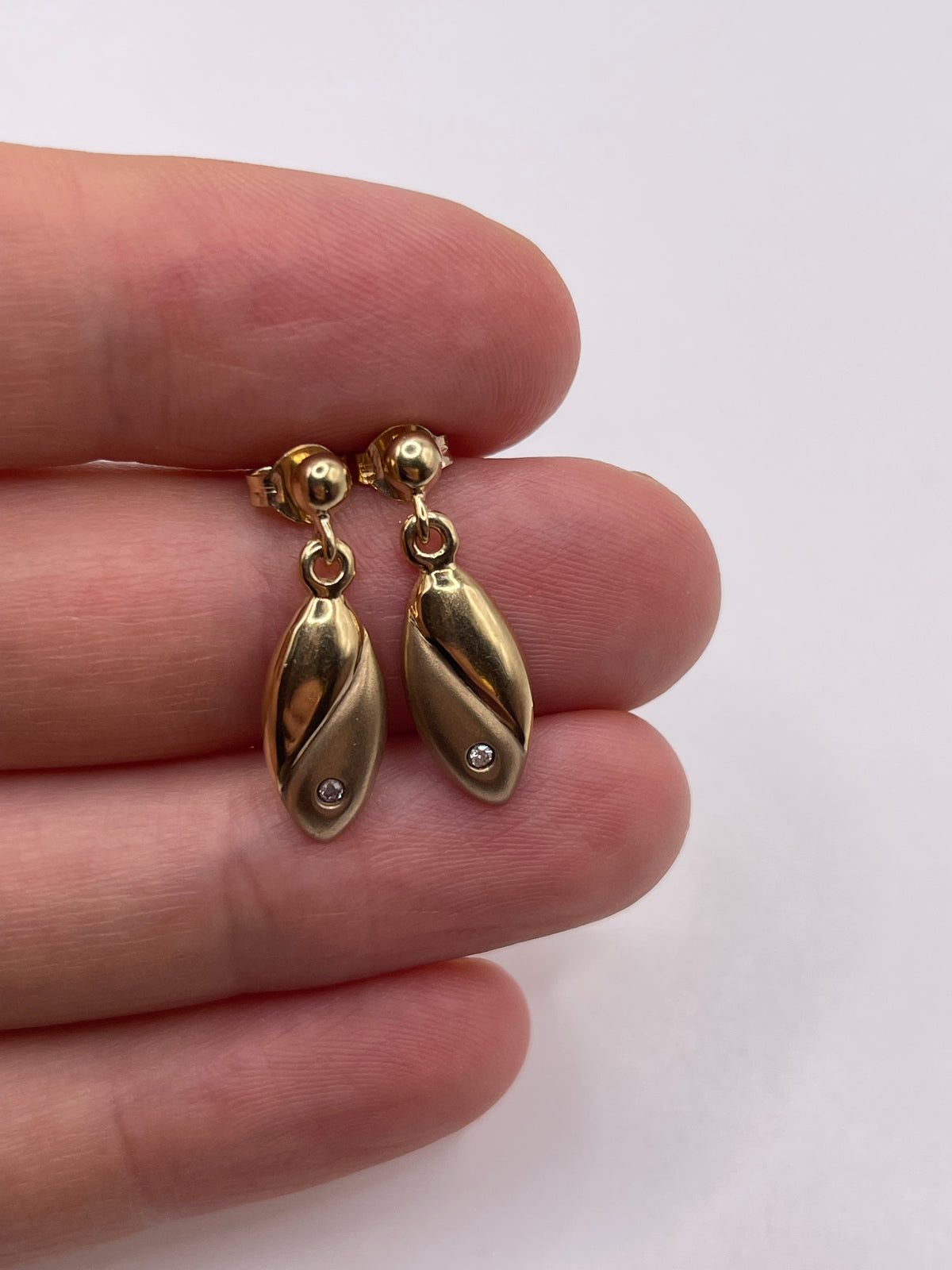 9ct gold diamond earrings