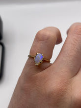 Load image into Gallery viewer, 9ct gold opal ring

