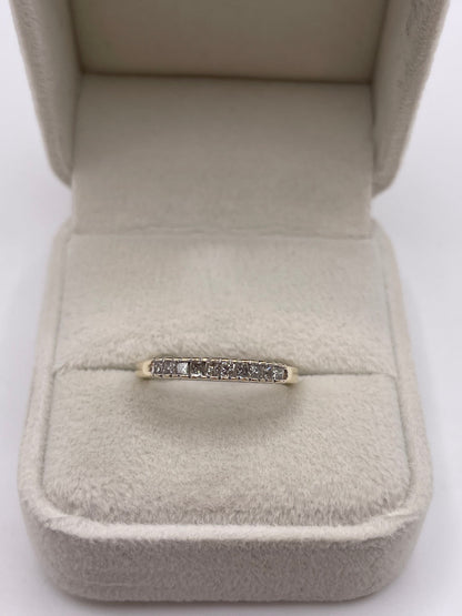 9ct gold diamond ring