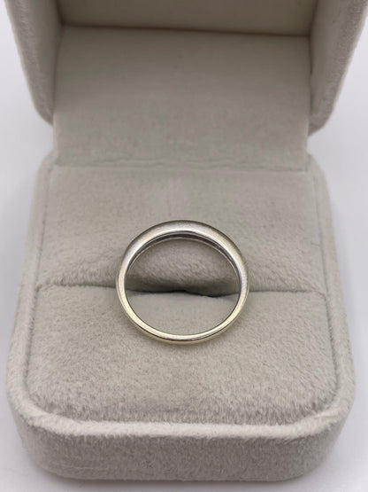 9ct white gold diamond ring