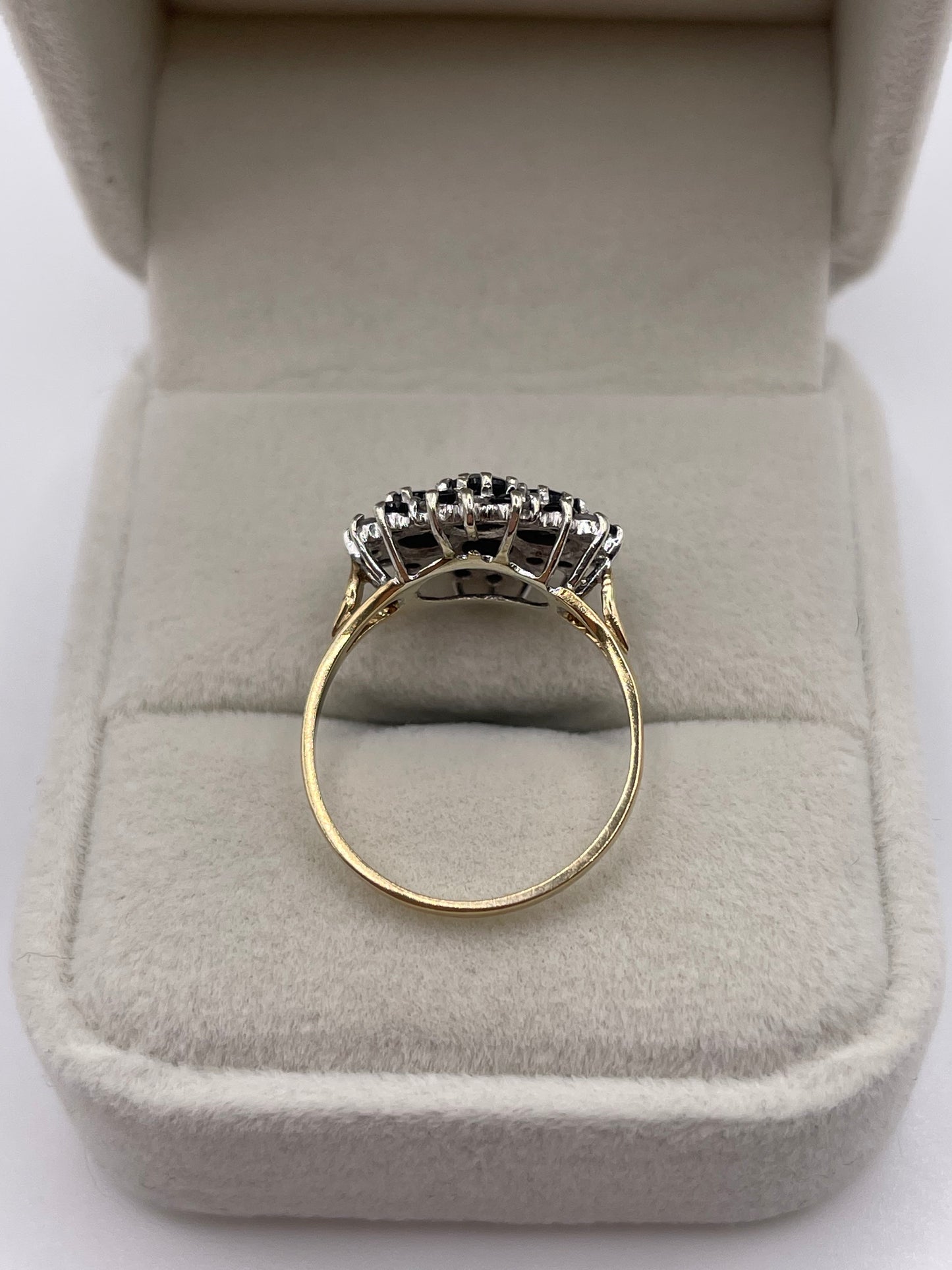 9ct gold sapphire and diamond ring