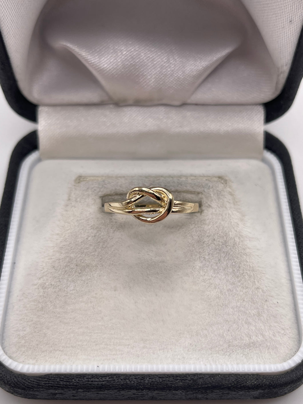 9ct gold knot ring