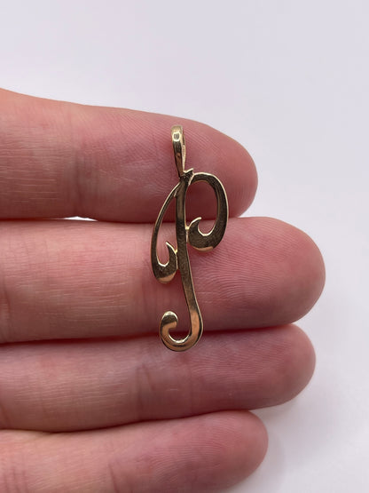 9ct gold initial P pendant