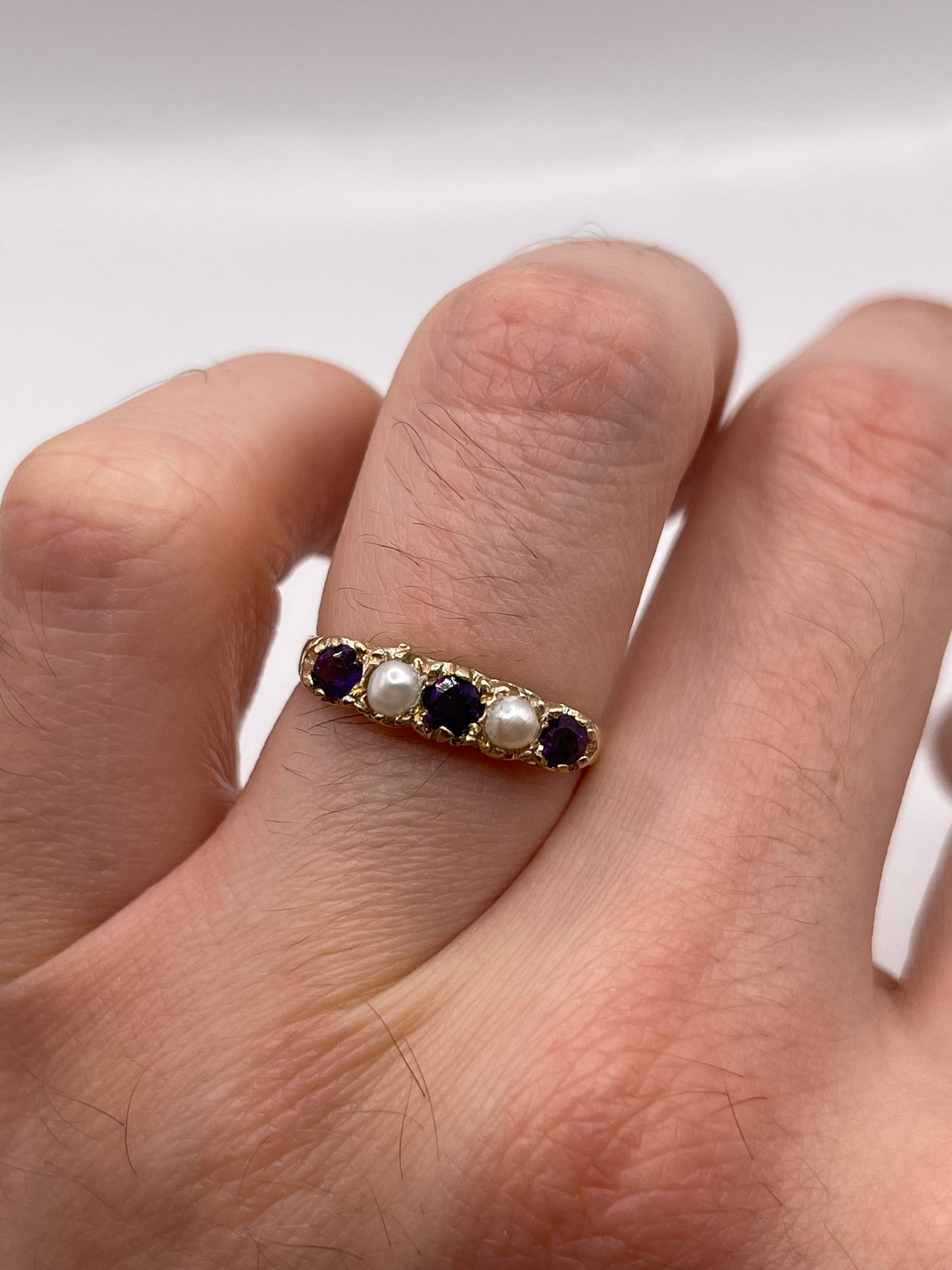 9ct gold amethyst and pearl ring