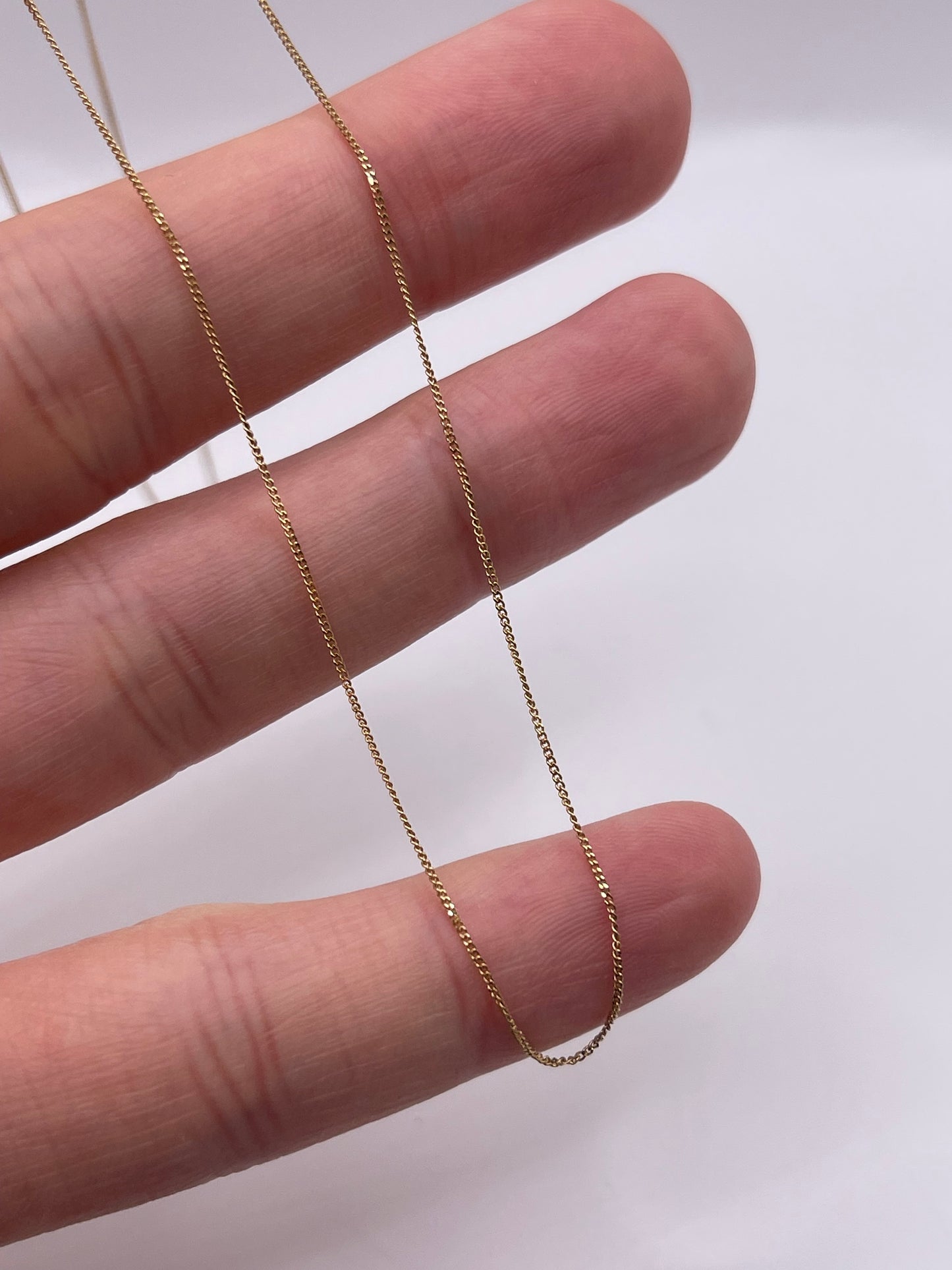 9ct gold chain 185