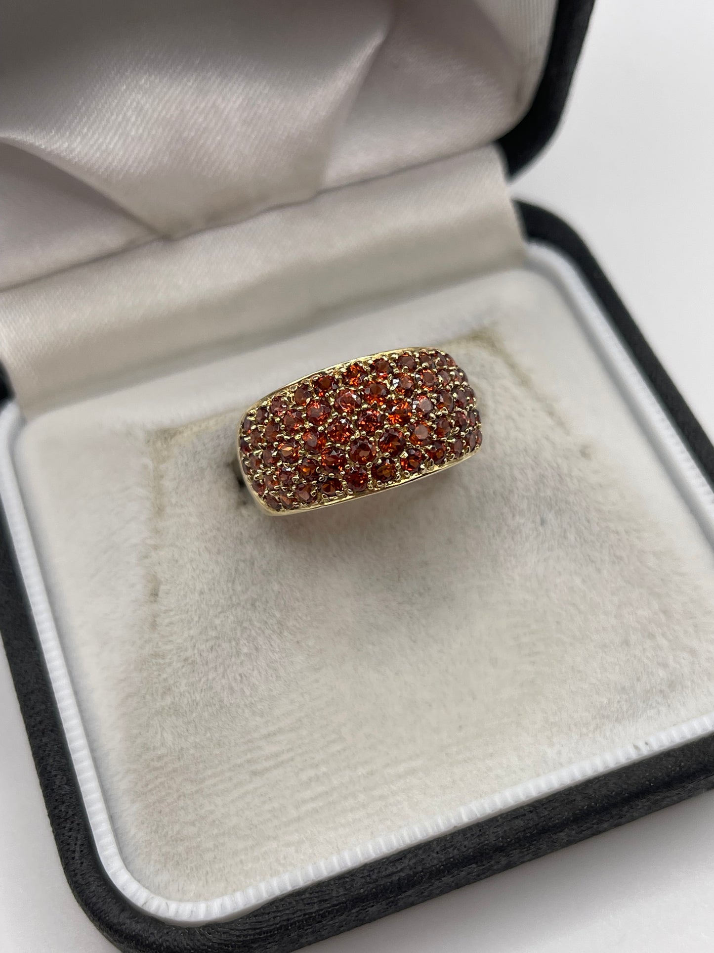 9ct gold garnet cluster ring
