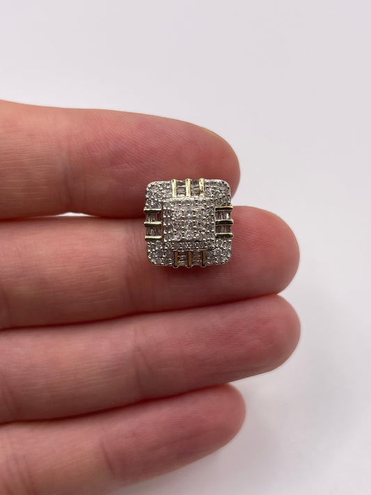 9ct gold diamond cluster pendant