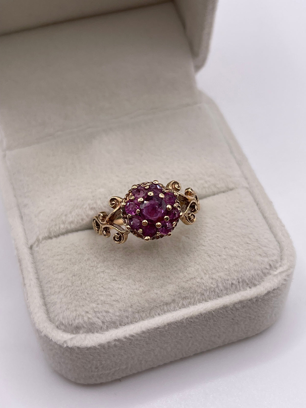 9ct gold ruby cluster ring