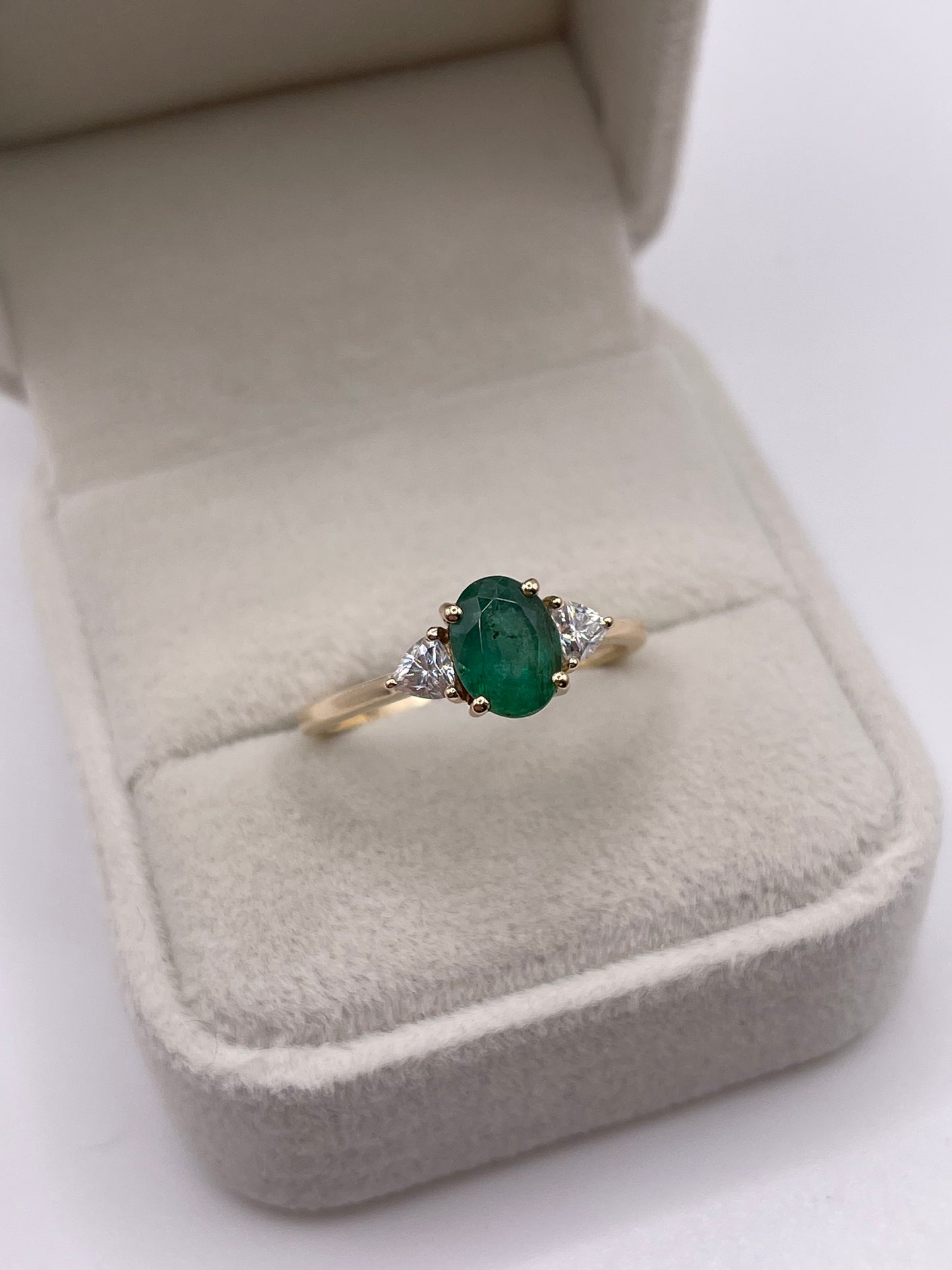 9ct gold emerald and zircon ring