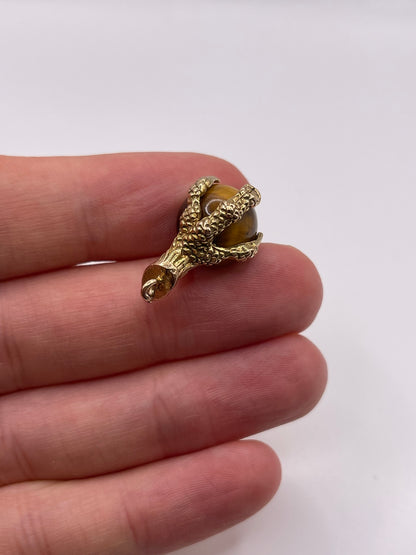 9ct gold tigers eye claw charm